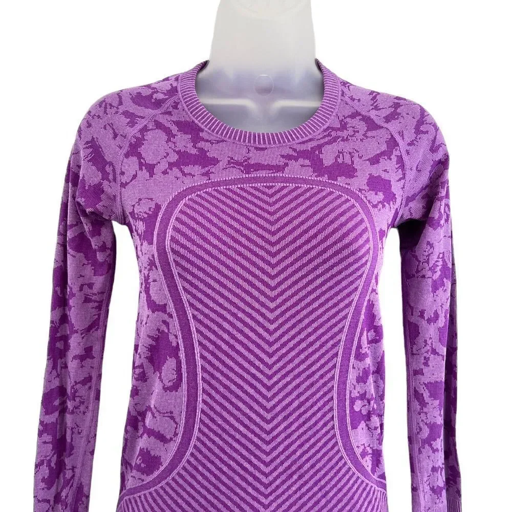 Lululemon Swiftly Tech Long Sleeve Top Women's Size 4 Purple Camo Running Yoga